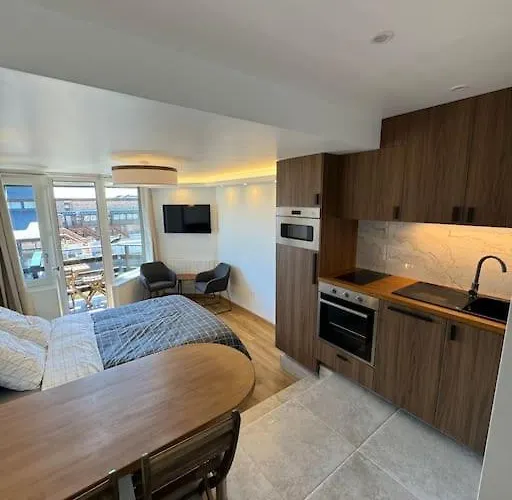 Beau Studio Neuf, Vue Marina