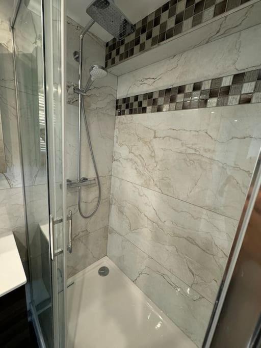 Beau Neuf, Vue Marina Apartment *